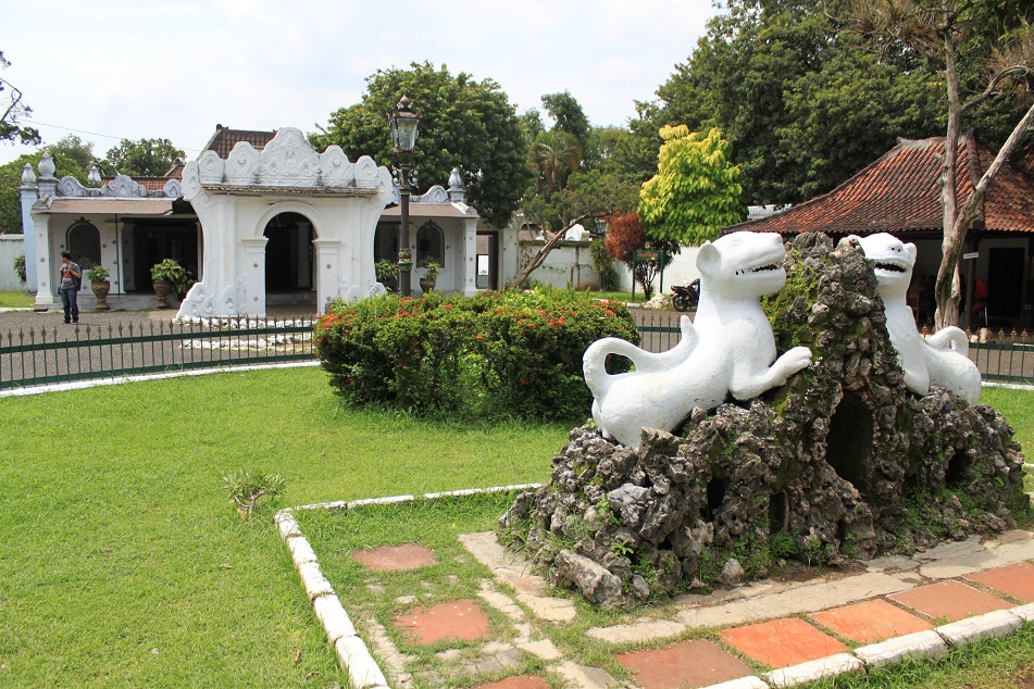 Twin White Tigers Welcome Visitors to Cirebon's Keraton Kasepuhan (Palace of the House of Elders)
